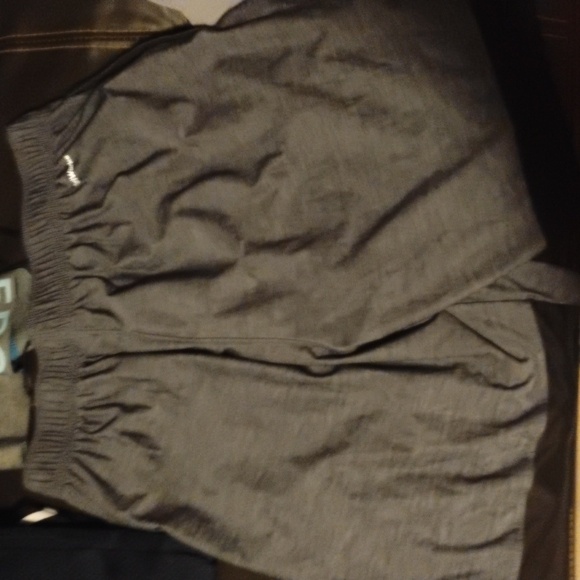 Men's shorts - Picture 2 of 2